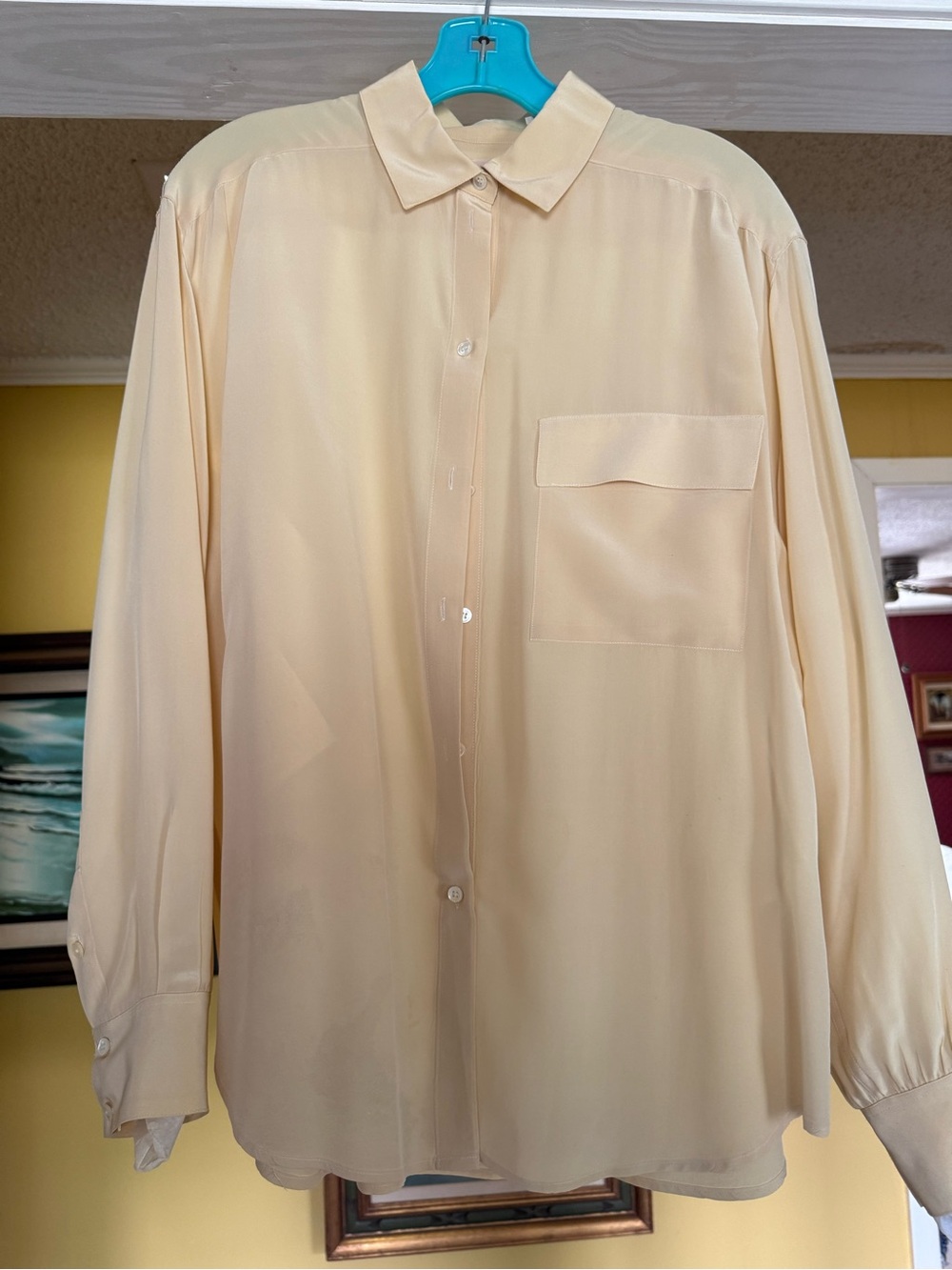 Liz Claiborne size 14 100% silk Light Cream Button-Up Blouse